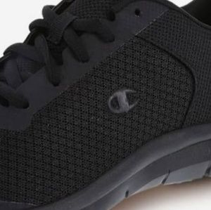 Black champion sneakers sz6